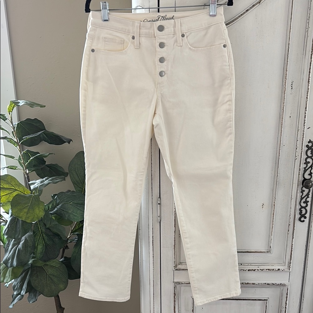 Universal Thread High Rise Jeans in Cream